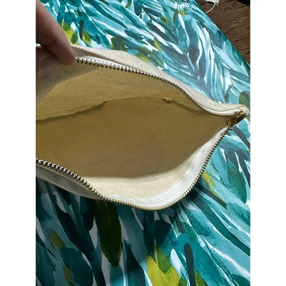 Canvas Beach Life Makeup Bag - Picture 7 of 7